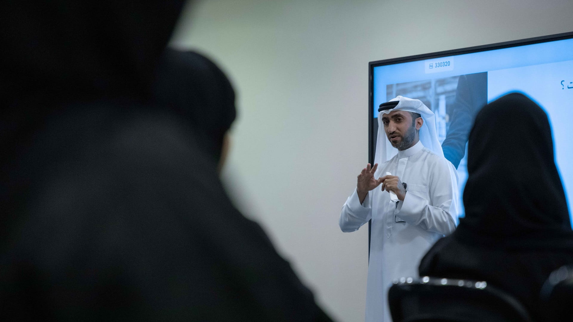 Image for the title: New SGMB workshops offer interactive training 