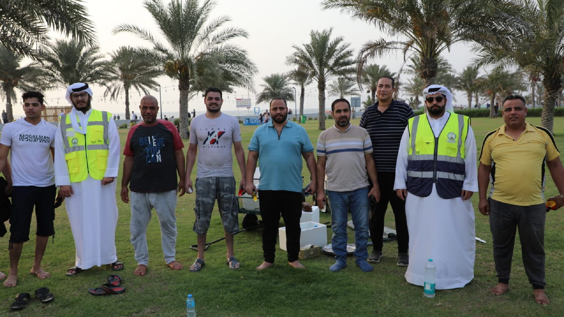 صورة بعنوان: حديقة الشاطئ بالحمرية تشهد إقبالاً كثيفاً من العائلات والزوّار 