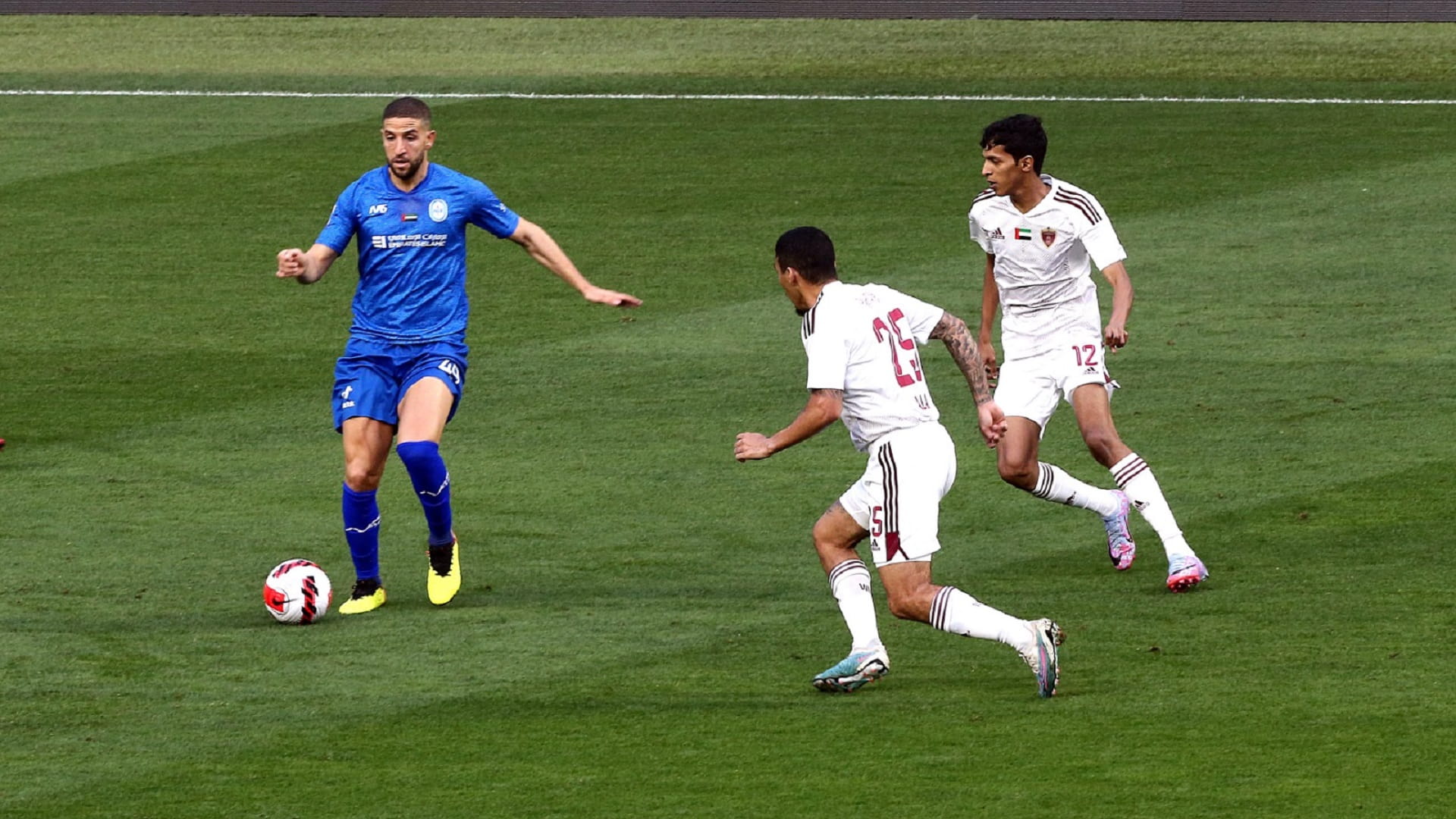 صورة بعنوان: دوري أدنوك للمحترفين...الوحدة يفوز على النصر بهدف دانيل  
