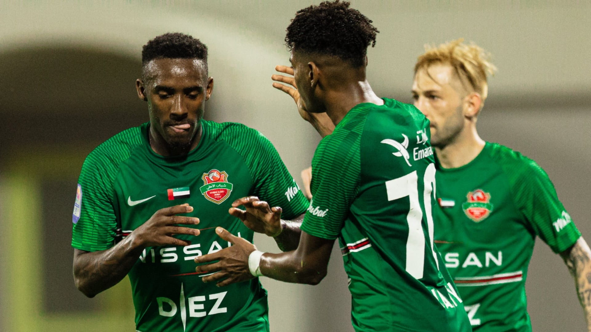 صورة بعنوان: الجولة 18 من دوري أدنوك.. الصدارة على حالها والأرض تعاند أصحابها 