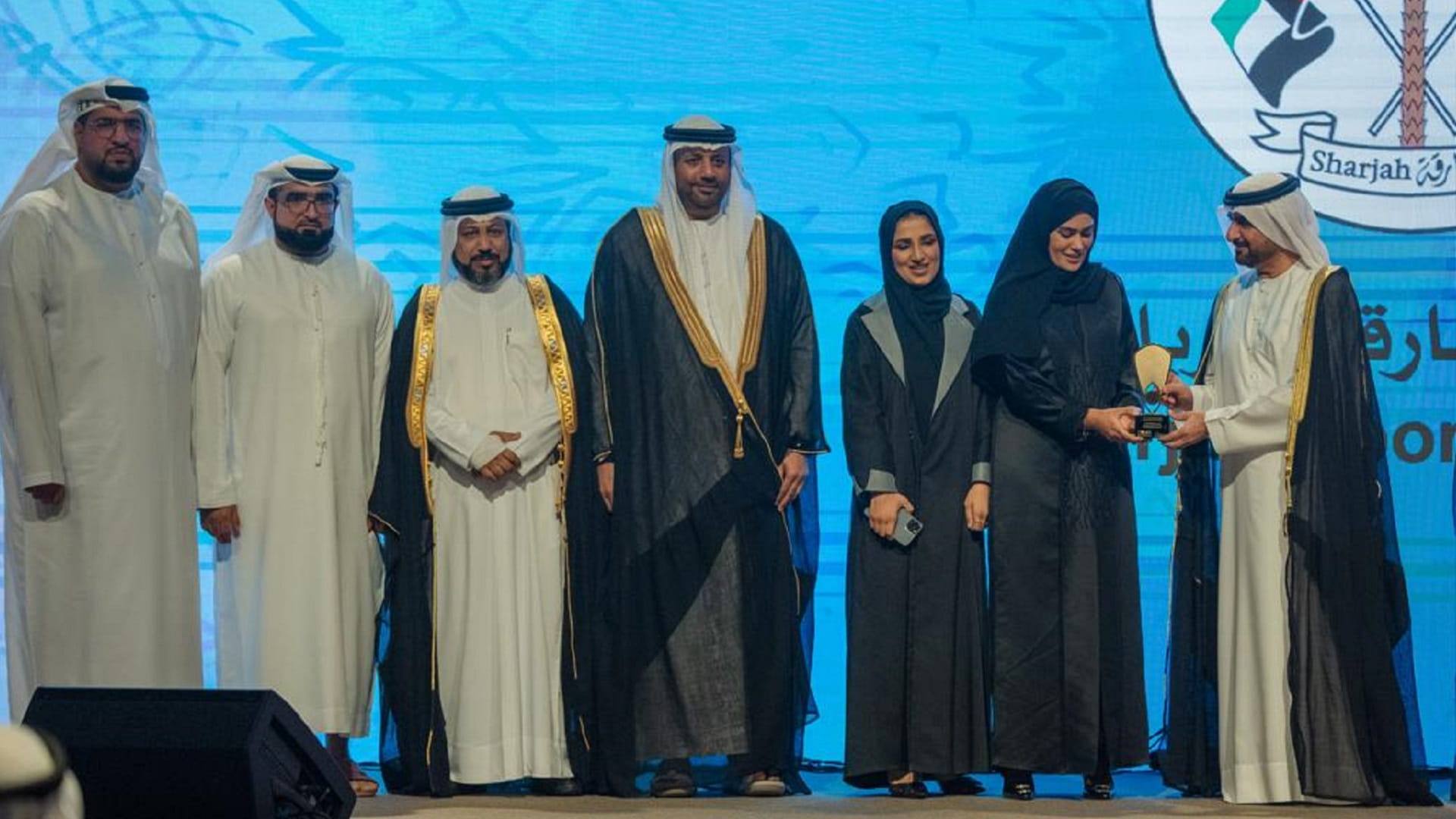 صورة بعنوان: "المجلس الرياضي" يفوز بجائزة الشارقة الخضراء 