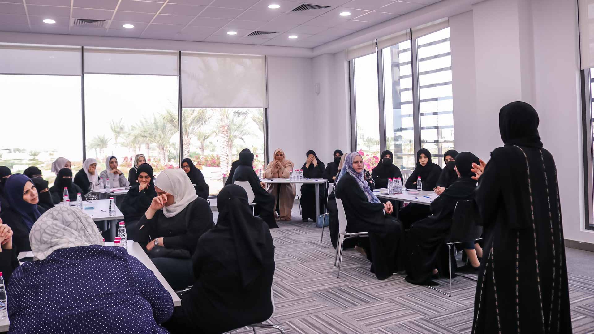 صورة بعنوان: "الشارقة للتمكين الاجتماعي" ينظم جلسة حوارية لأمهات الأيتام  