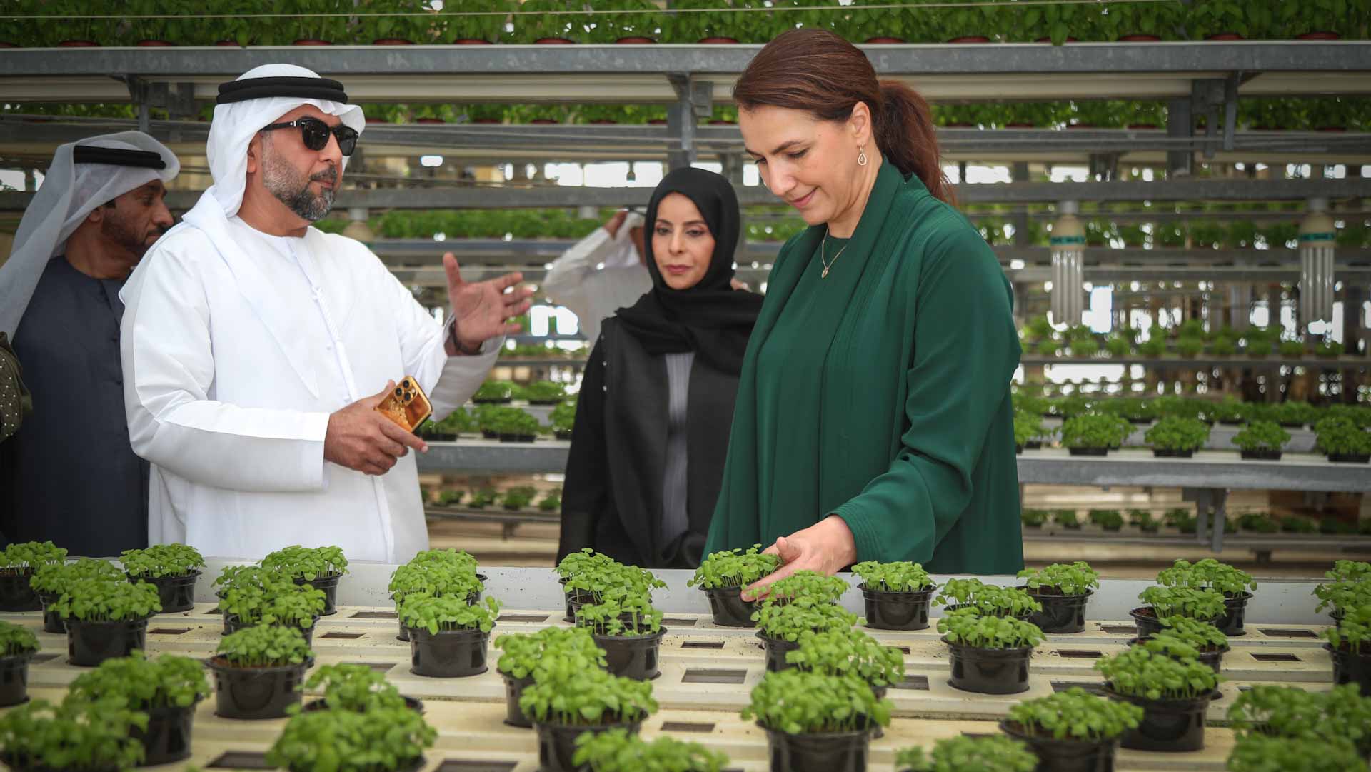 صورة بعنوان: "التغير المناخي والبيئة" تطلق برنامج رواد الغذاء والزراعة 