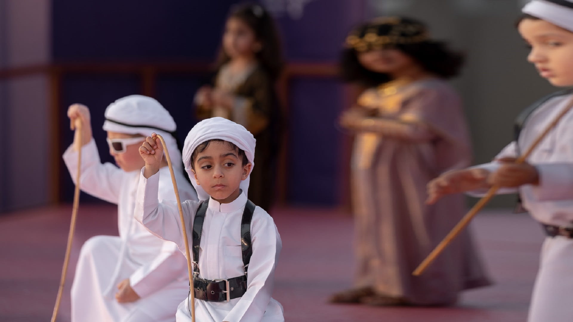 صورة بعنوان: أيام الشارقة التراثية تحاكي التراث الشعبي الإماراتي بمدينة الحمرية 