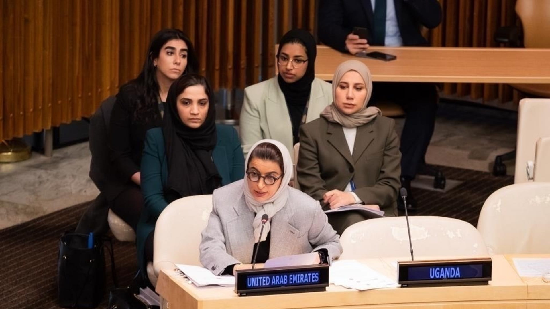 صورة بعنوان: الكعبي تدعو لتحرك عالمي يسد الفجوة الرقمية من أجل تمكين النساء 