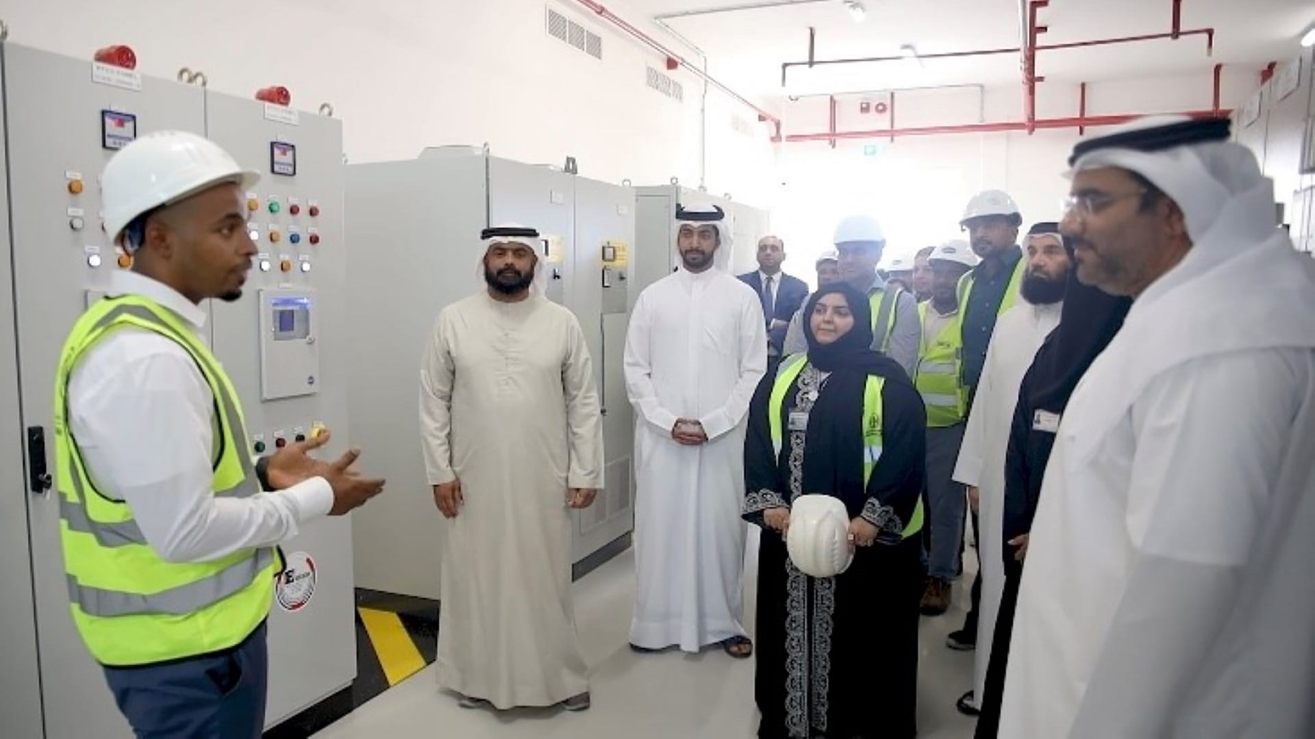 صورة بعنوان: كهرباء الشارقة تنجز مشروع إعادة تشييد وترقية محطة الخالدية  