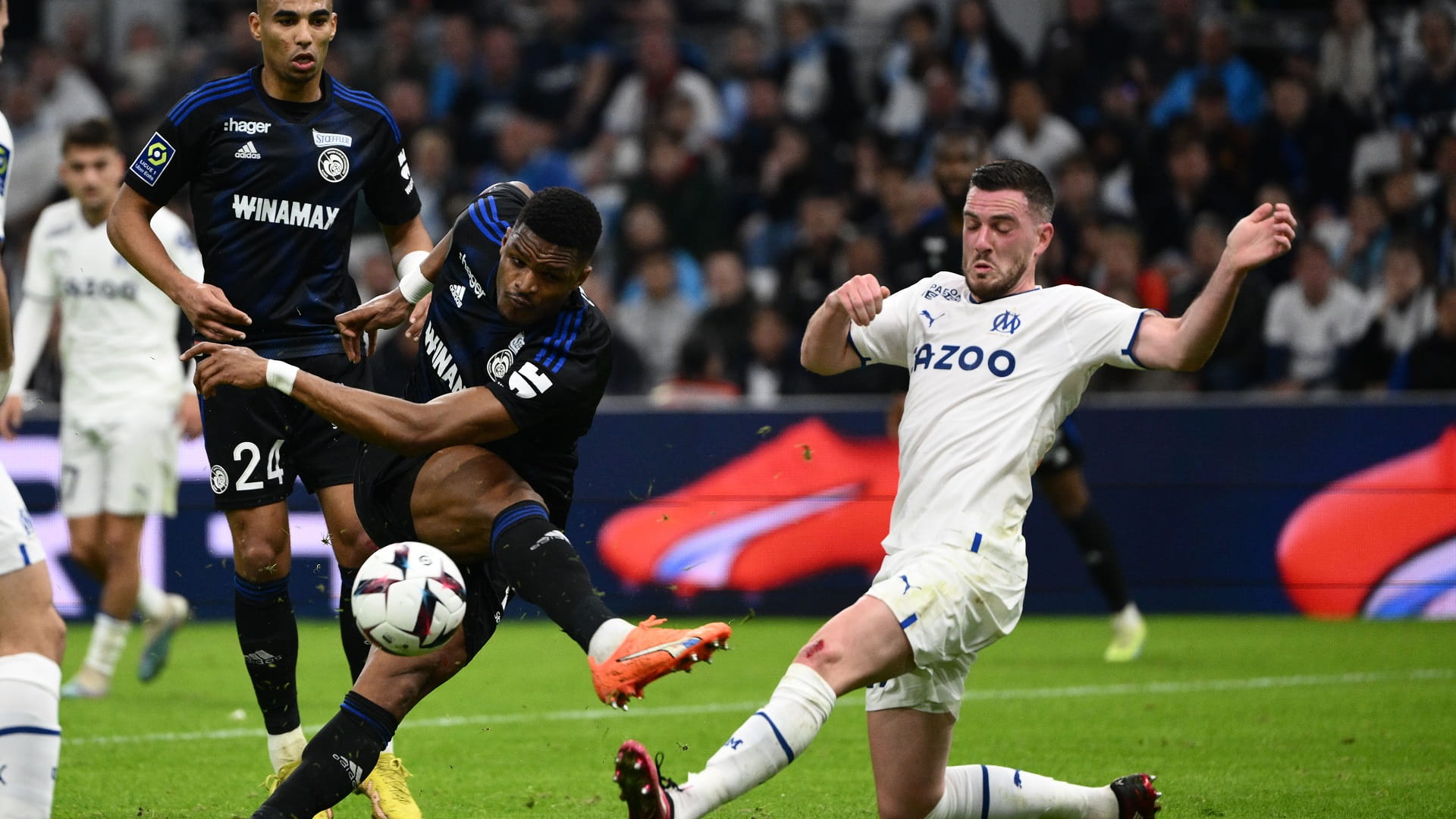 صورة بعنوان: ستراسبورغ يحقق تعادلاً ثميناً أمام مارسيليا في الدوري الفرنسي 