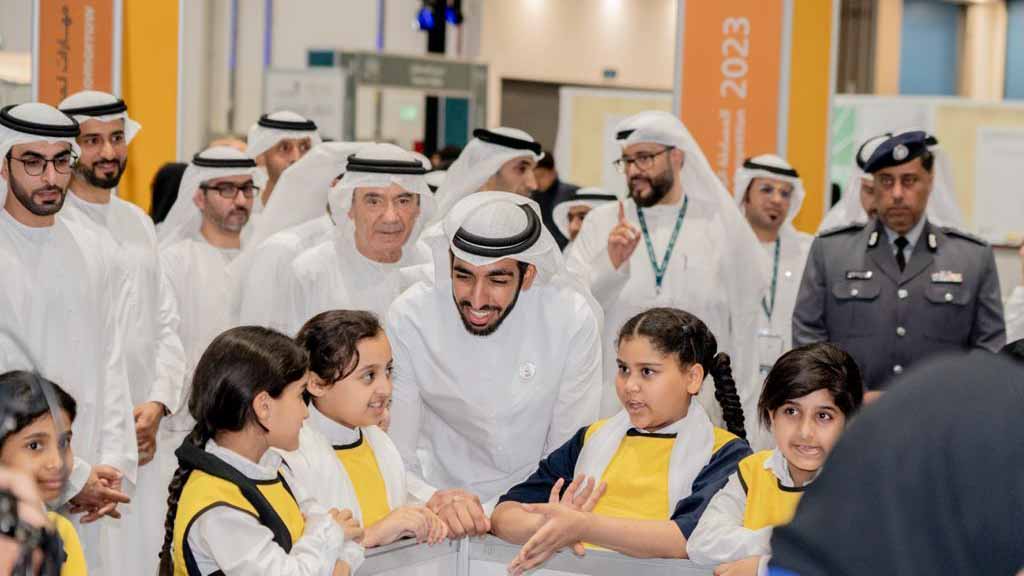 صورة بعنوان: شخبوط بن نهيان يدشن المسابقة الوطنية لمهارات الإمارات 