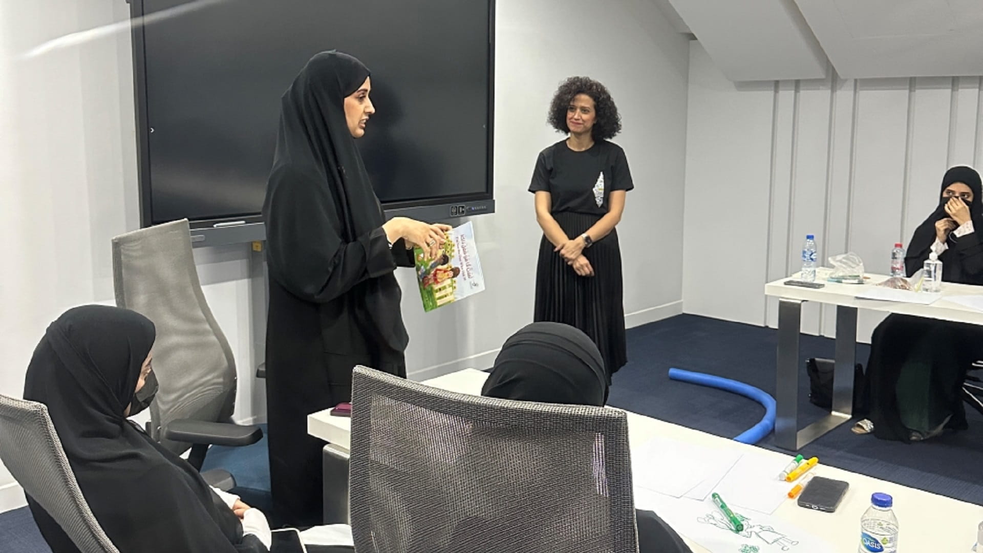 صورة بعنوان: "الإماراتي لكتب اليافعين" يثري "شهر القراءة" بأفكار مبتكرة 