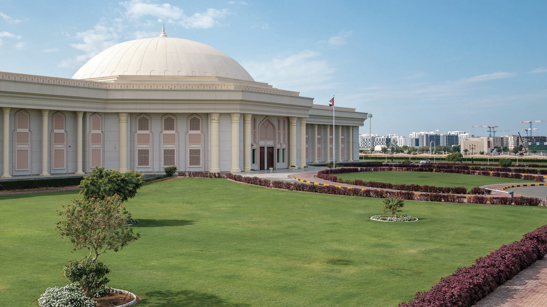 Image for the title: Sharjah Education Academy Signs MoU with Monash University 