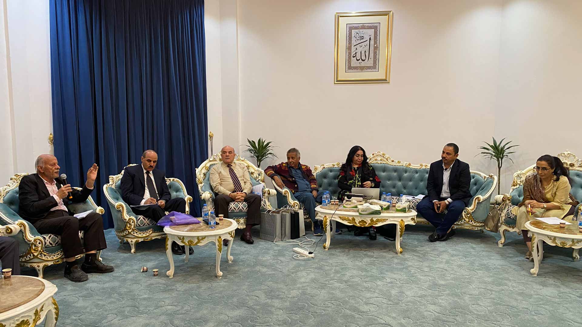 صورة بعنوان: محاضرة "الحلول العلمية لتعليم العربية" في النادي الثقافي العربي 