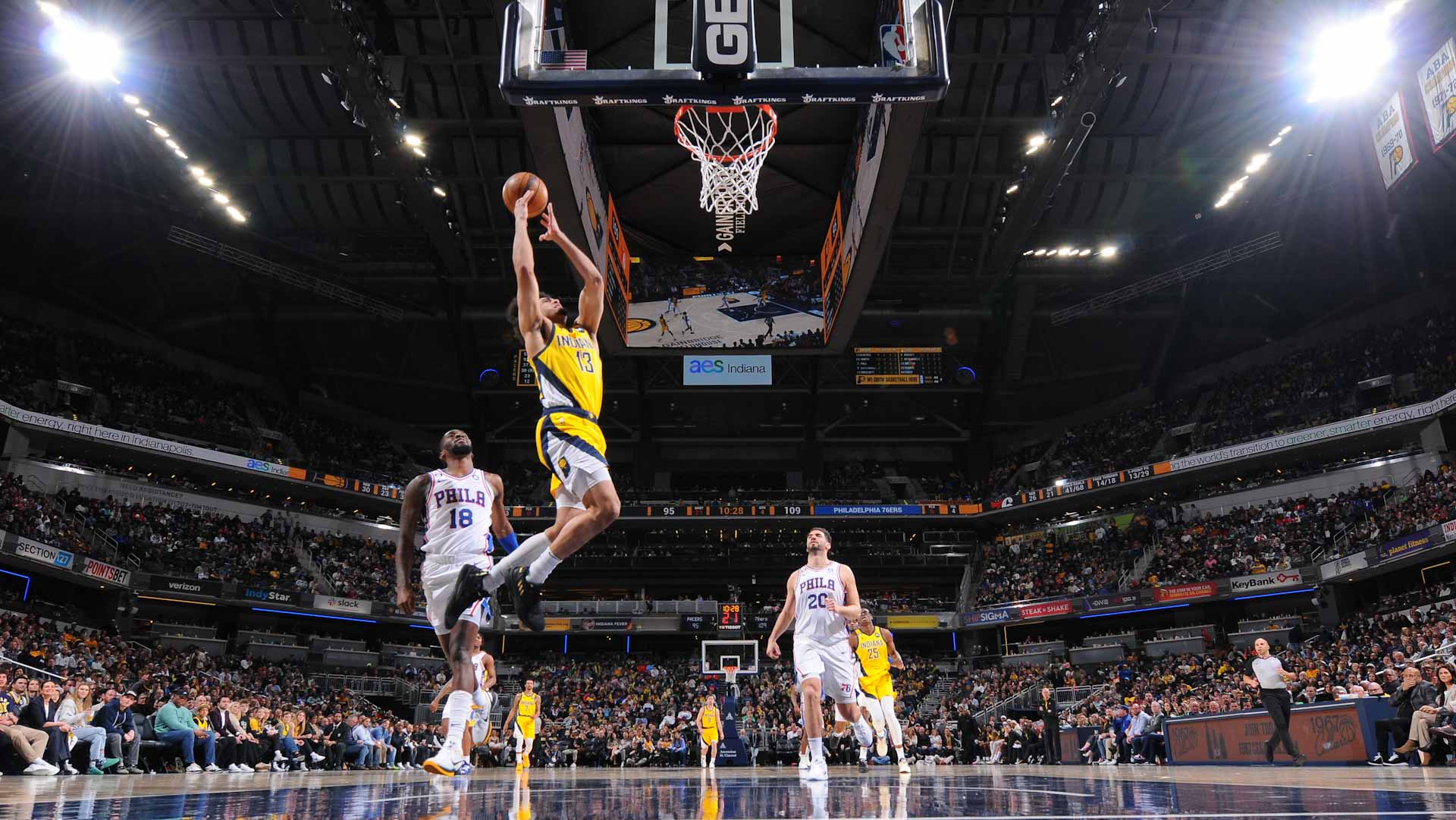 صورة بعنوان: فيلادلفيا يحقق انتصاره الثامن على التوالي بدوري السلة الأميركي 