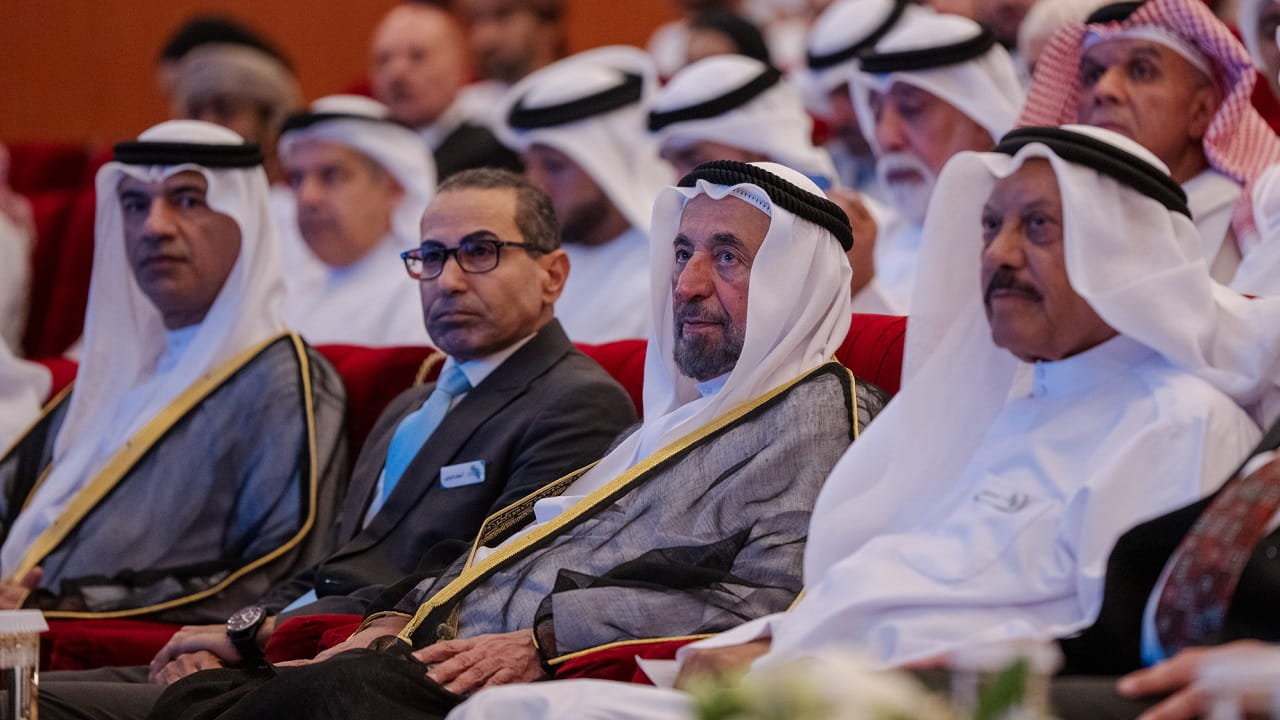 Image for the title: Sharjah's ruler awards winners of 32nd Theatre Days 