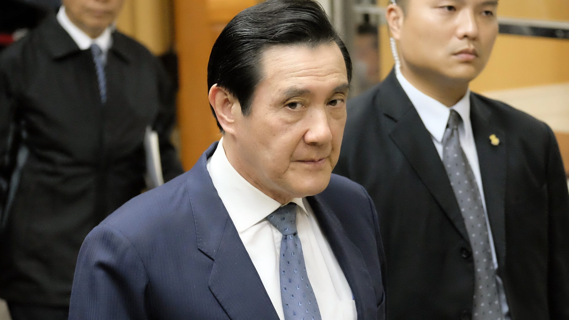 Image for the title: Taiwan ex-president to visit China 