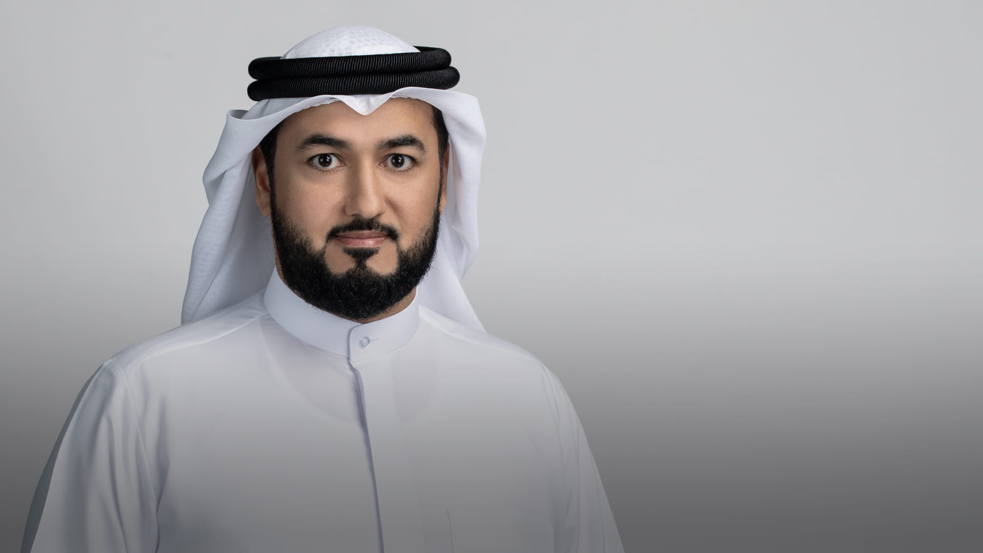 صورة بعنوان: إذاعة القرآن الكريم في الشارقة تنقل أجواء صلاتي التراويح والقيام 