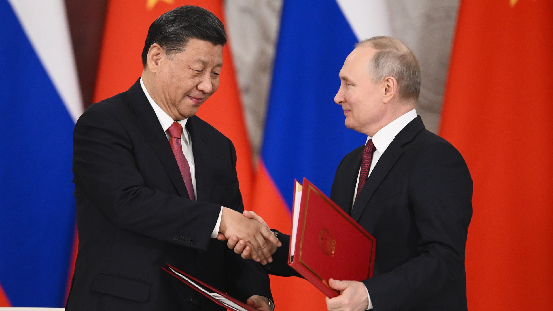 Image for the title: China holds 'upper hand' in Russian gas exports 