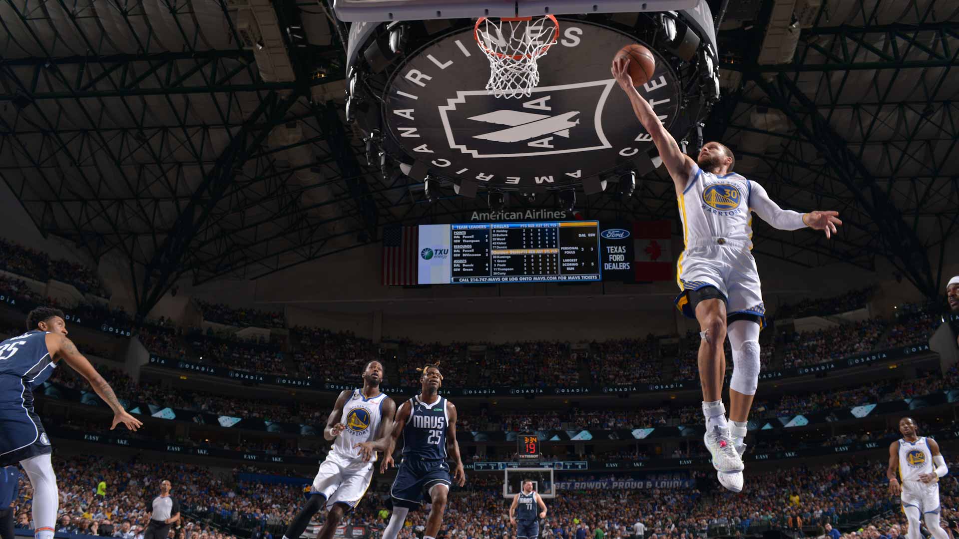 صورة بعنوان: غولدن ستيت يتخطى دالاس مافريكس في السلة الأميركية 