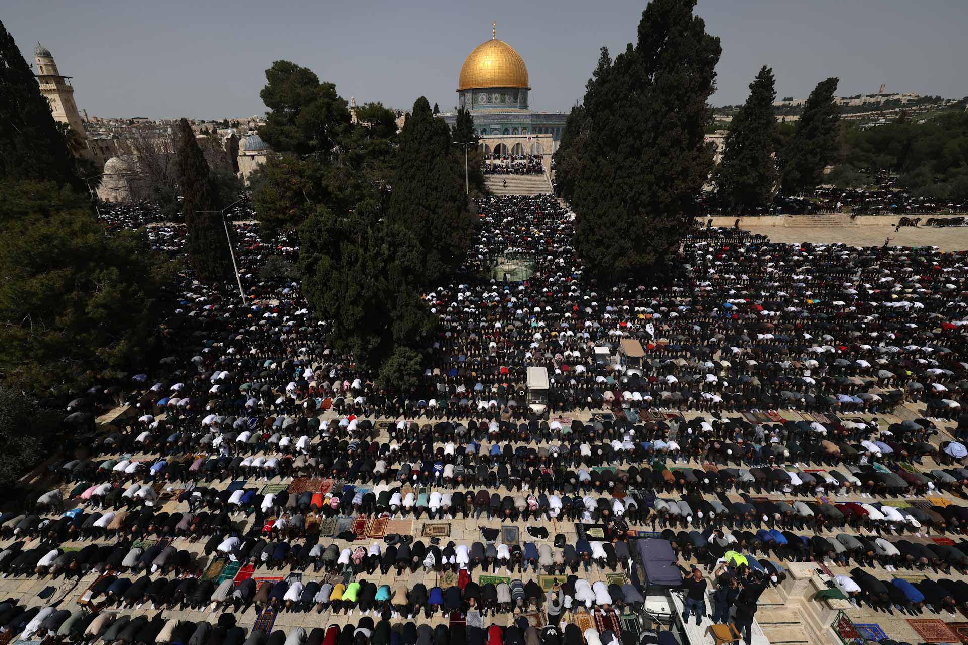 Image for the title: Muslims pray at Jerusalem's Al-Aqsa mosque at start of Ramadan 