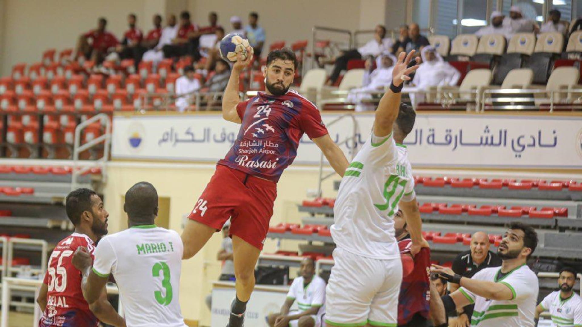 صورة بعنوان: نادي الشارقة يواصل تصدر دوري أقوياء اليد 