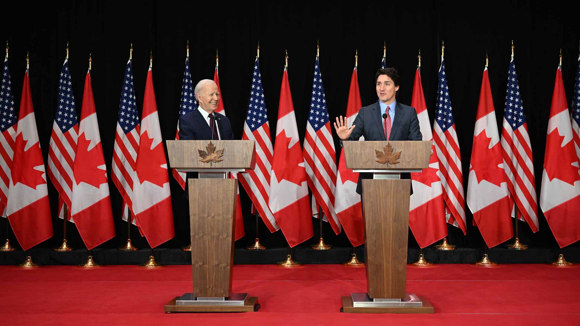 صورة بعنوان: اتفاق أميركي كندي على التصدي للهجرة غير الشرعية 