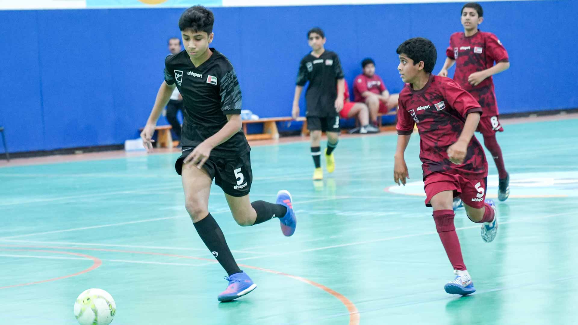 صورة بعنوان: "ناشئة الشارقة" تختتم دوري كرة قدم الصالات الـ 14 غداً الثلاثاء 