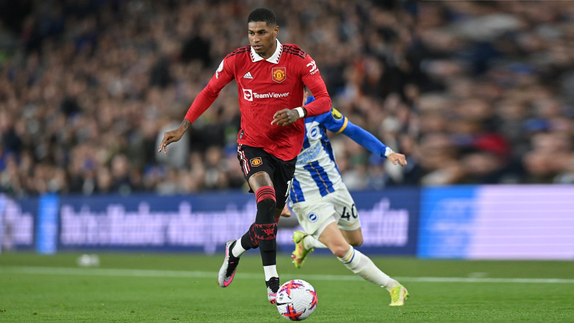 صورة بعنوان: برايتون يخطف فوزاً مهماً من أمام مانشستر يونايتد بالدوري الإنجليزي 