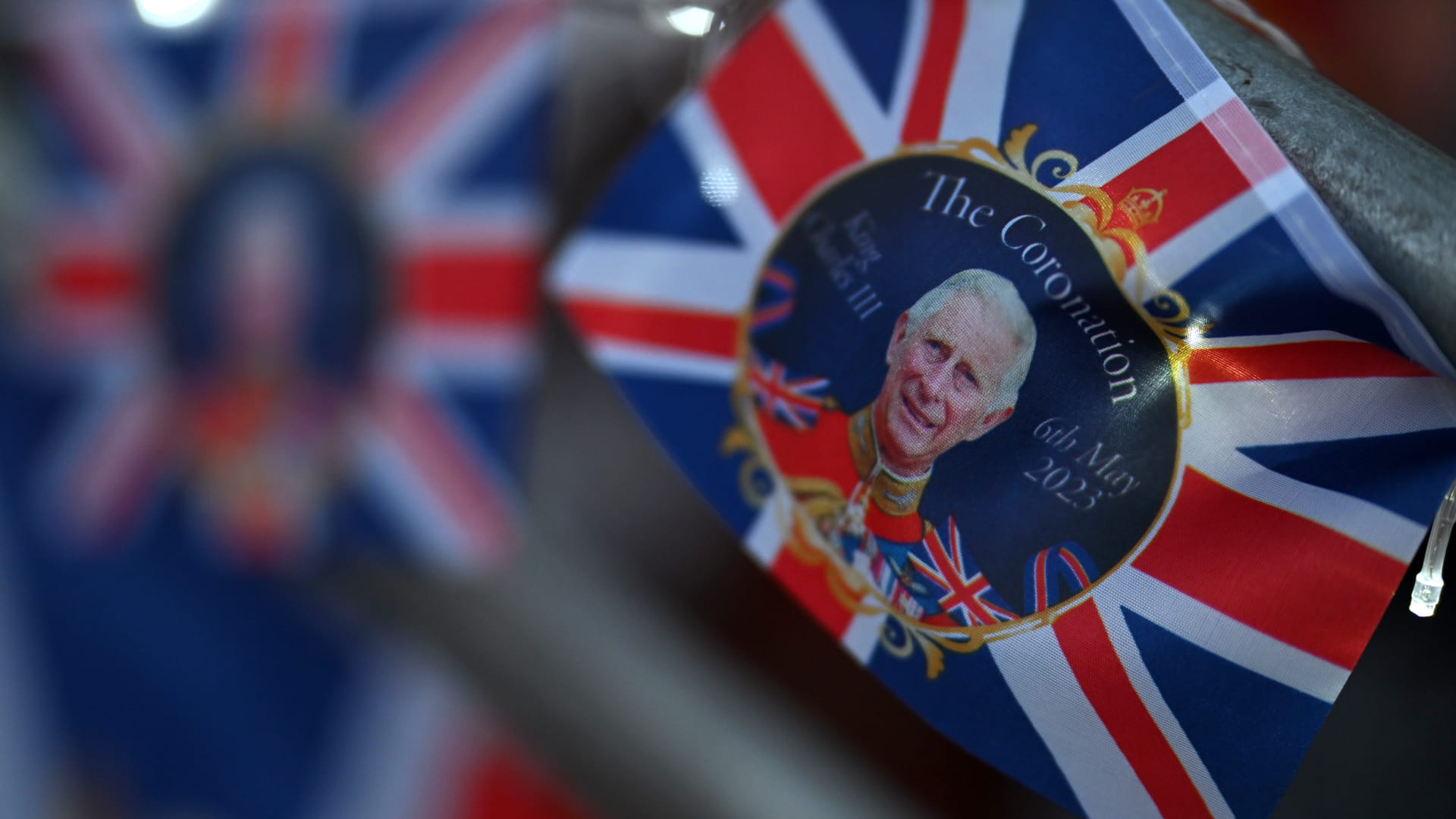 صورة بعنوان: بعد 70 عاماً على تتويج إليزابيث.. الملك تشارلز سيتسلم التاج رسمياً 