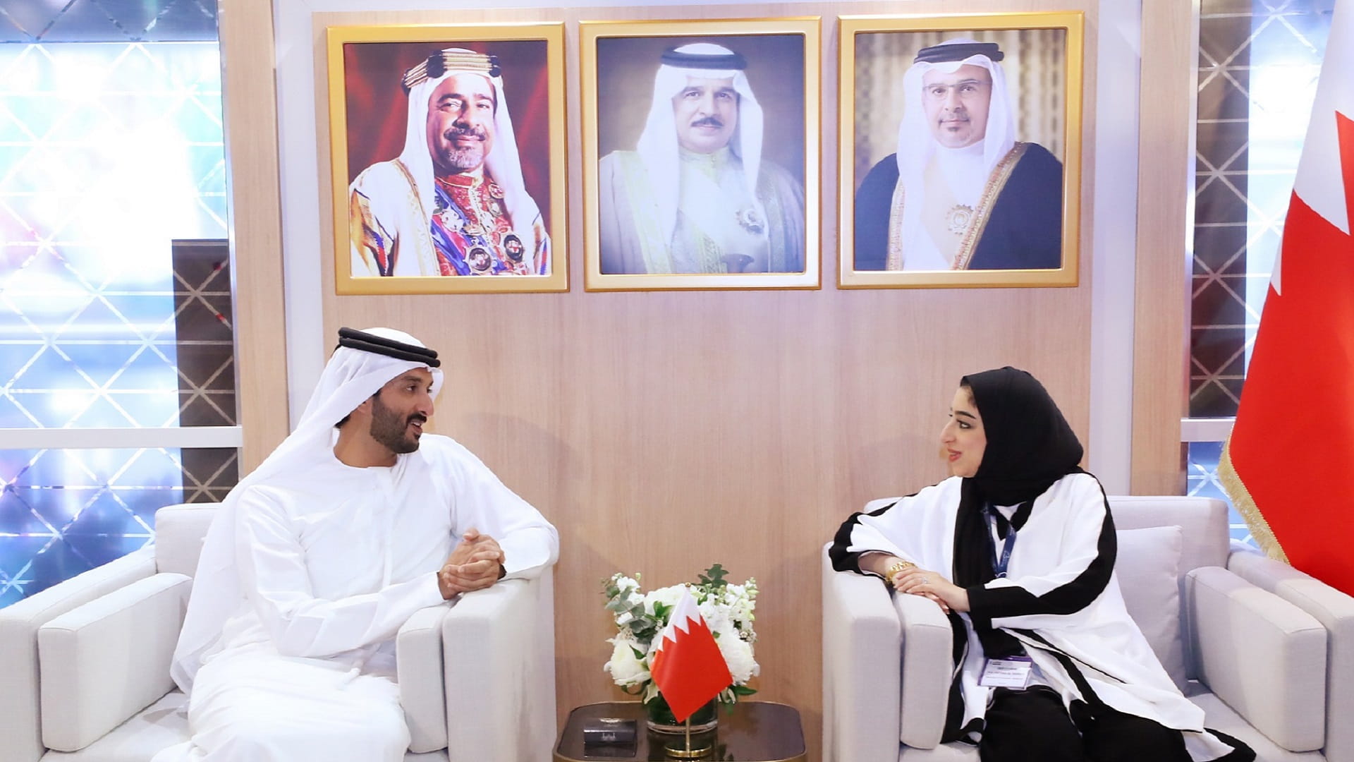 صورة بعنوان: بن طوق يبحث مع وزيرة السياحة البحرينية تعزيز التعاون المشترك  