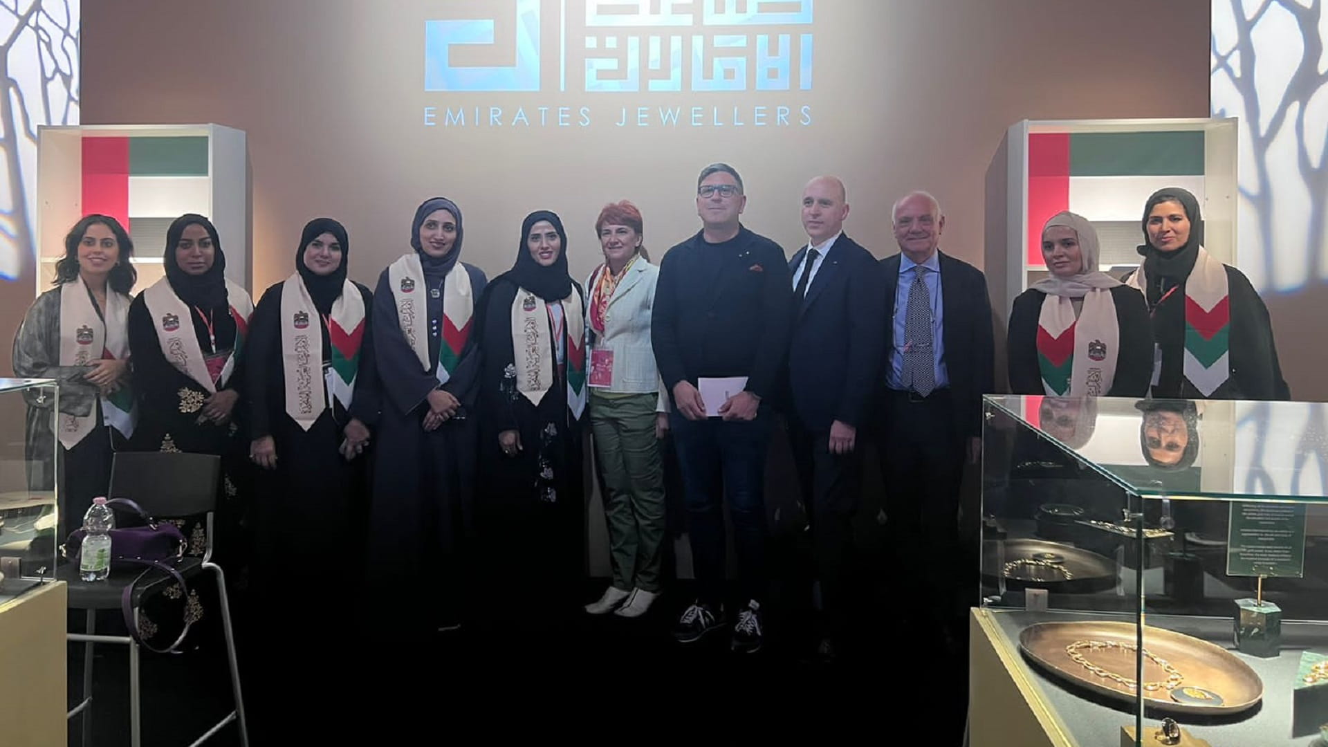 صورة بعنوان: غرفة الشارقة تختتم مشاركتها بمعرض الحرف اليدوية في فلورنسا 