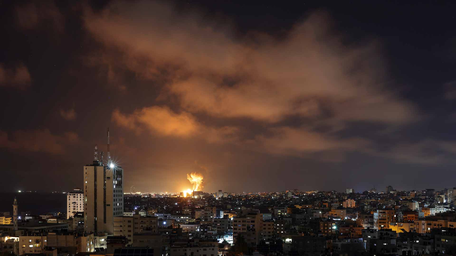Image for the title: Gaza cross-border fire after Palestinian hunger striker dies 