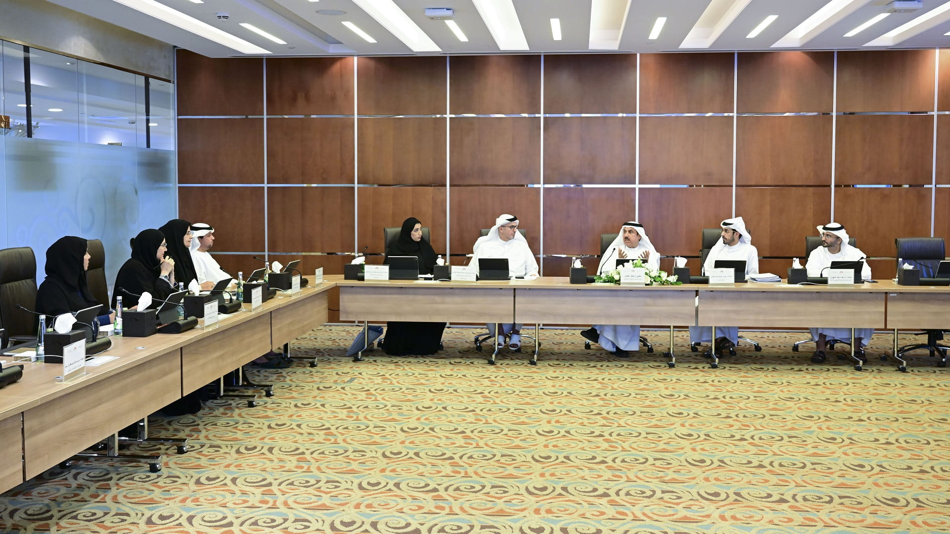 صورة بعنوان: غباش يناقش مشروع قانون تنظيم دور وغرف العبادة وترسيخ التسامح 