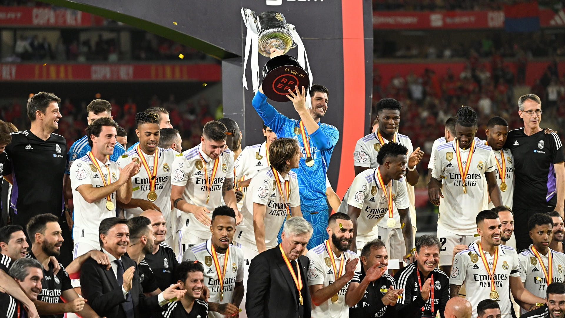 صورة بعنوان: ريال مدريد يتوج بكأس ملك إسبانيا للمرة الـ 20 في تاريخه 