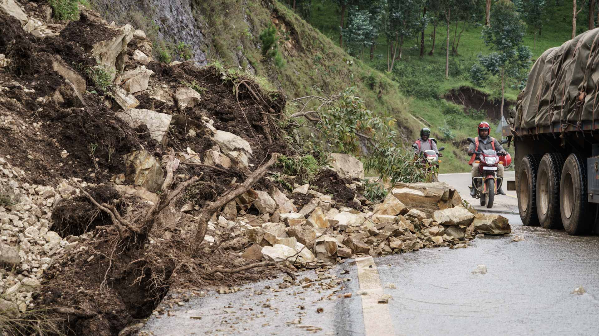 Image for the title: Flooding and landslides kill 127 people in Rwanda 