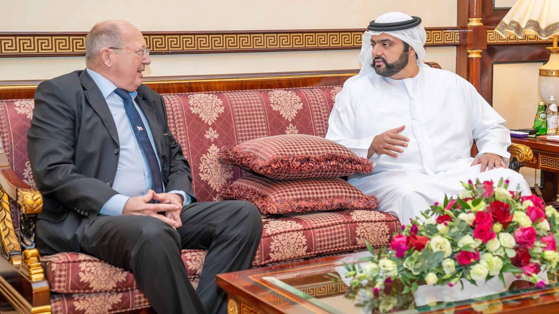 صورة بعنوان: محمد الشرقي يستقبل المشاركين في برنامج تأهيل المدربين 