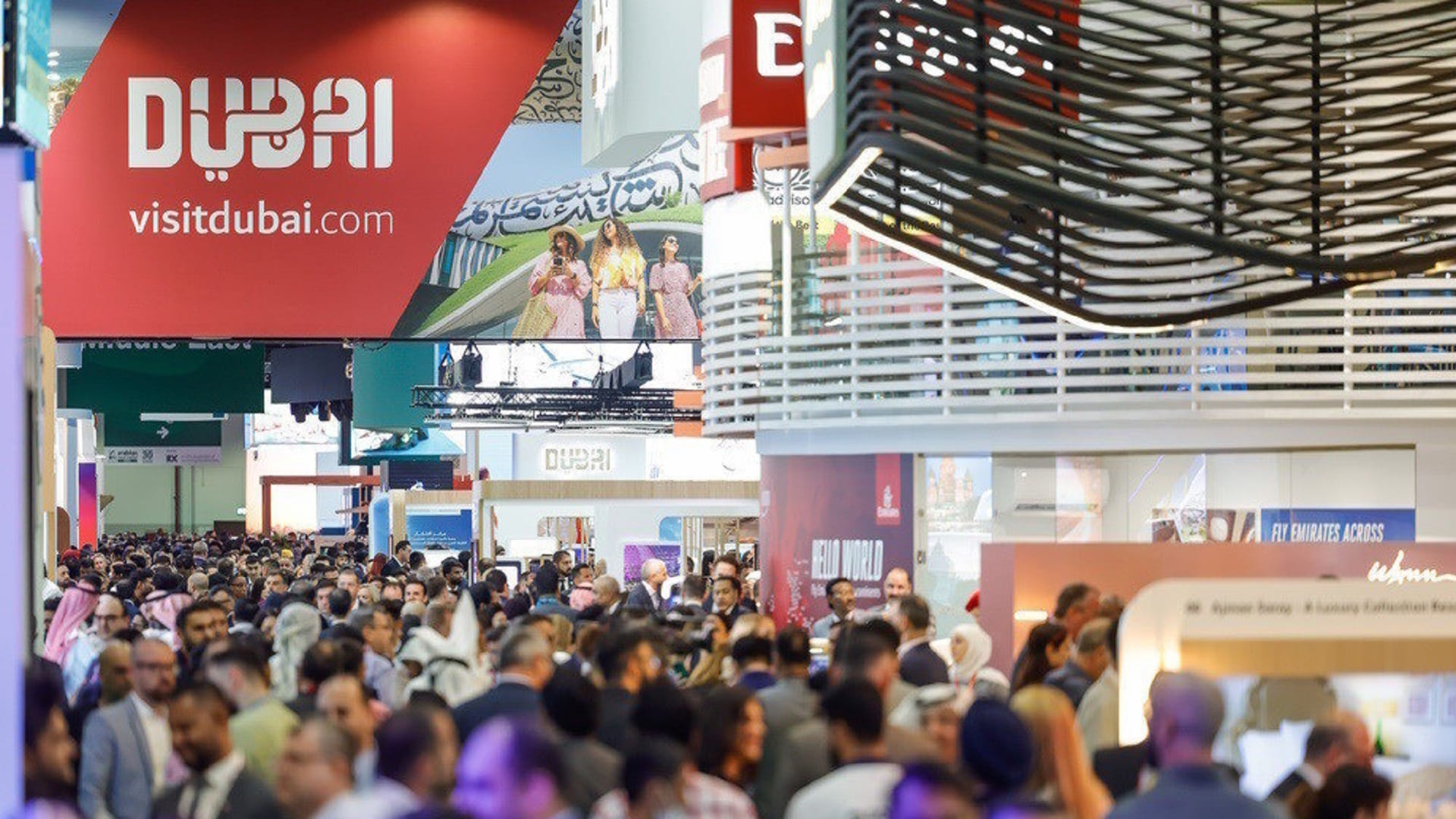 صورة بعنوان: بحضور 40 ألفاً.. سوق السفر العربي بدبي يعلن نجاح دورته الـ 30 