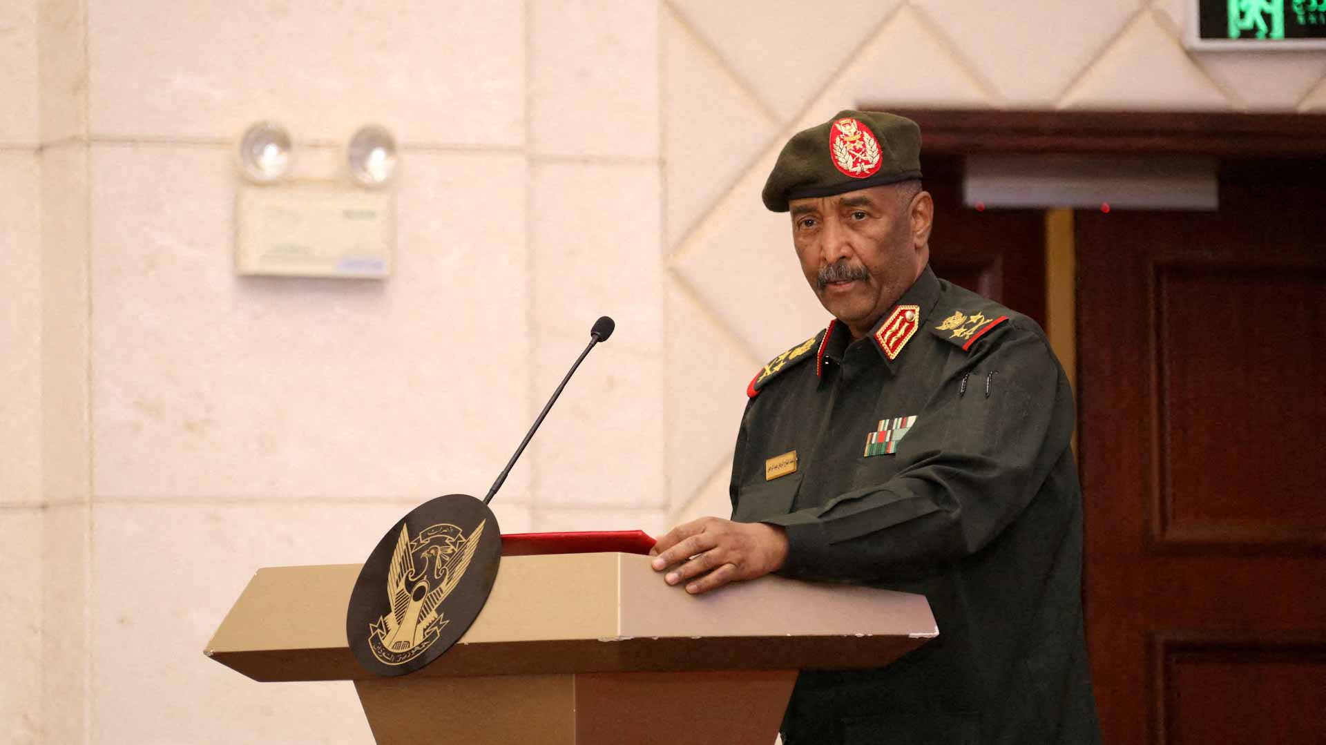 صورة بعنوان: الجيش السوداني يرسل وفداً إلى جدة لإجراء محادثات هدنة 