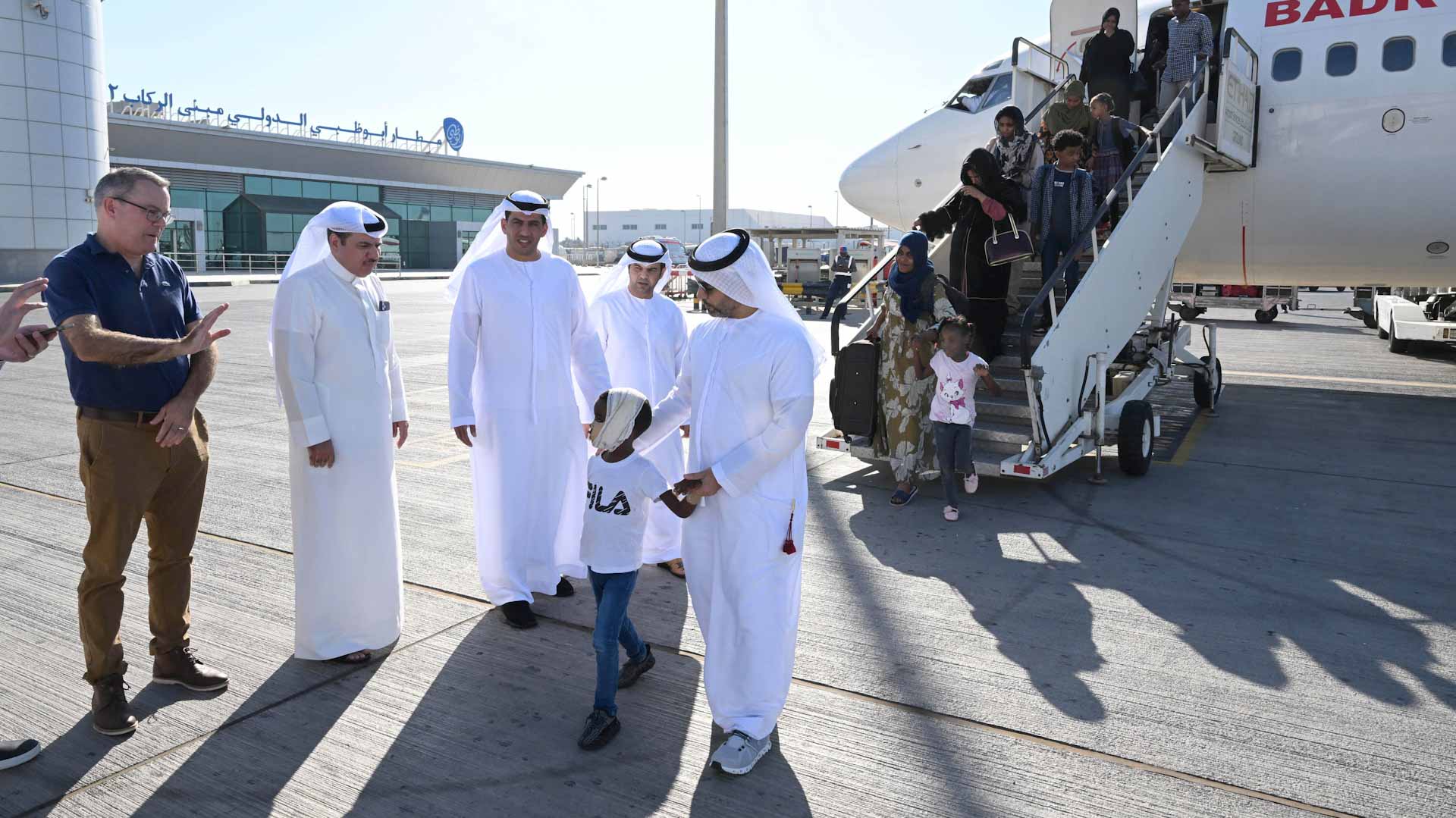 Image for the title: UAE evacuates 178 people from Sudan 