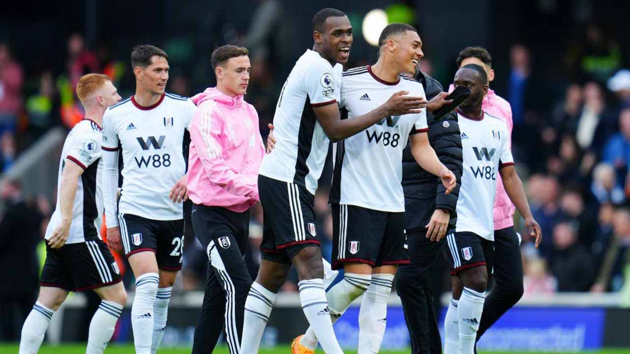 صورة بعنوان: فولهام يقسو على ليستر ويعمق جراحه بالدوري الإنجليزي 