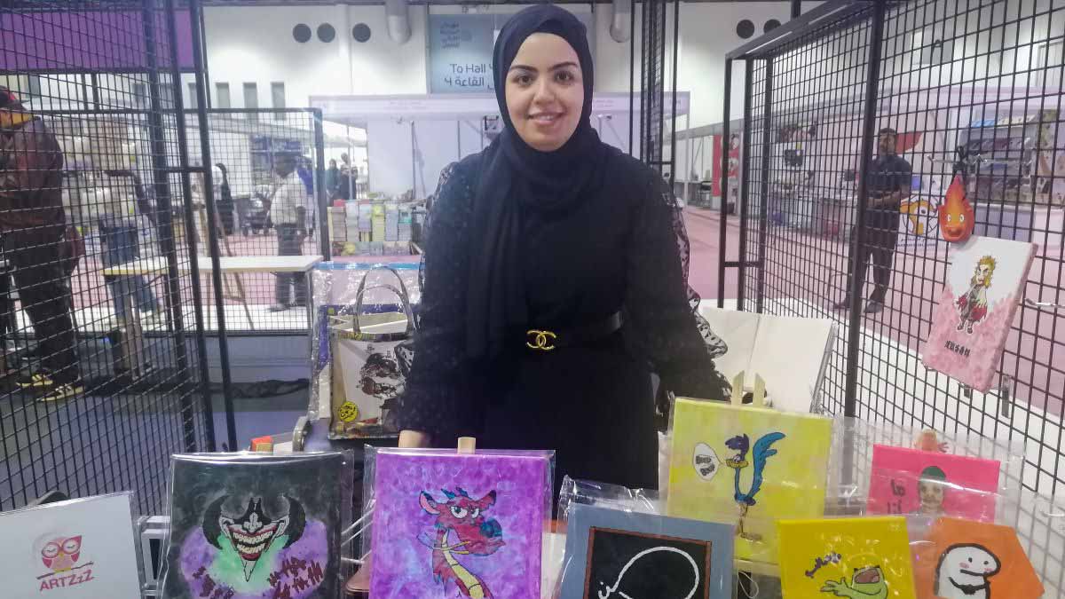 Image for the title: Egyptian mangaka highlights her skillful thread work at SCRF 2023 