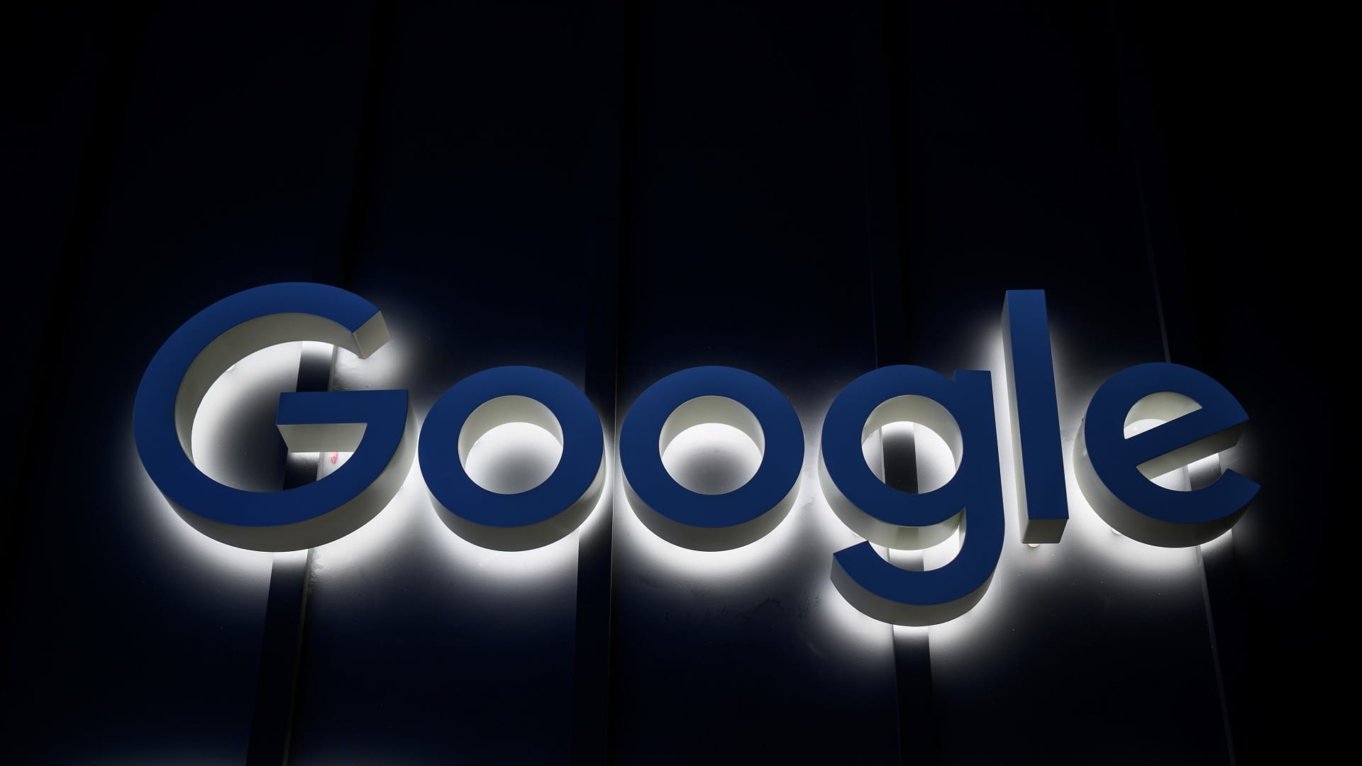 Image for the title: Google to display its latest AI and Pixel devices 