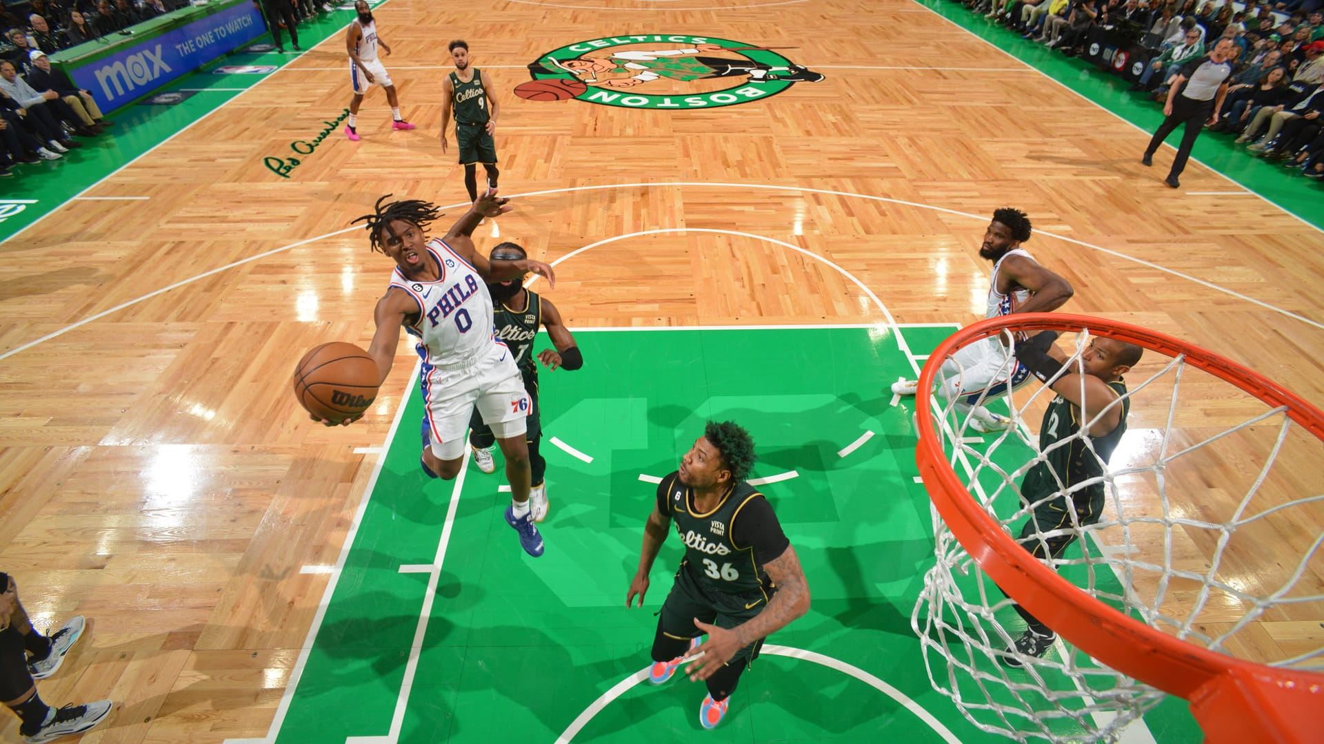 صورة بعنوان: فيلادلفيا يتقدم على بوسطن بنصف نهائي دوري كرة السلة الأميركي 