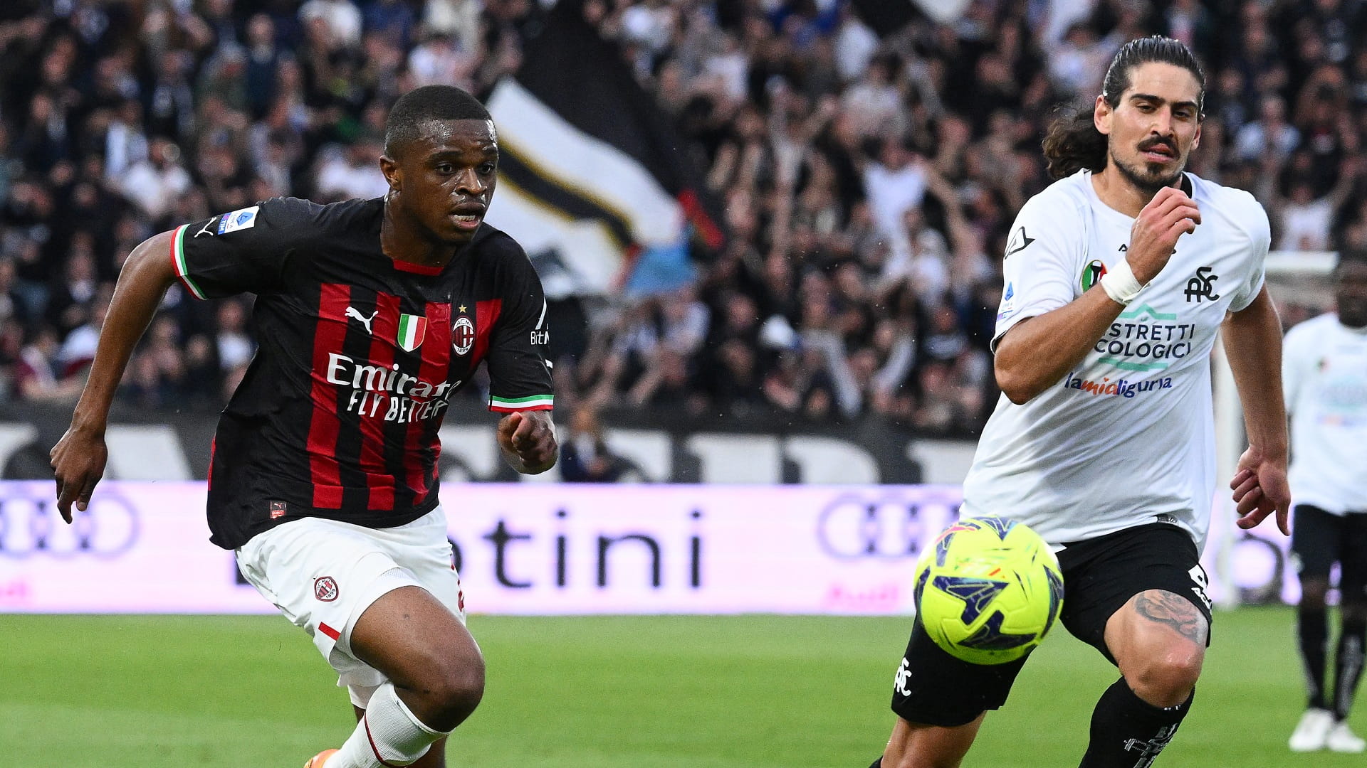 صورة بعنوان: سبيزيا ينعش آماله في البقاء بالدوري الإيطالي 