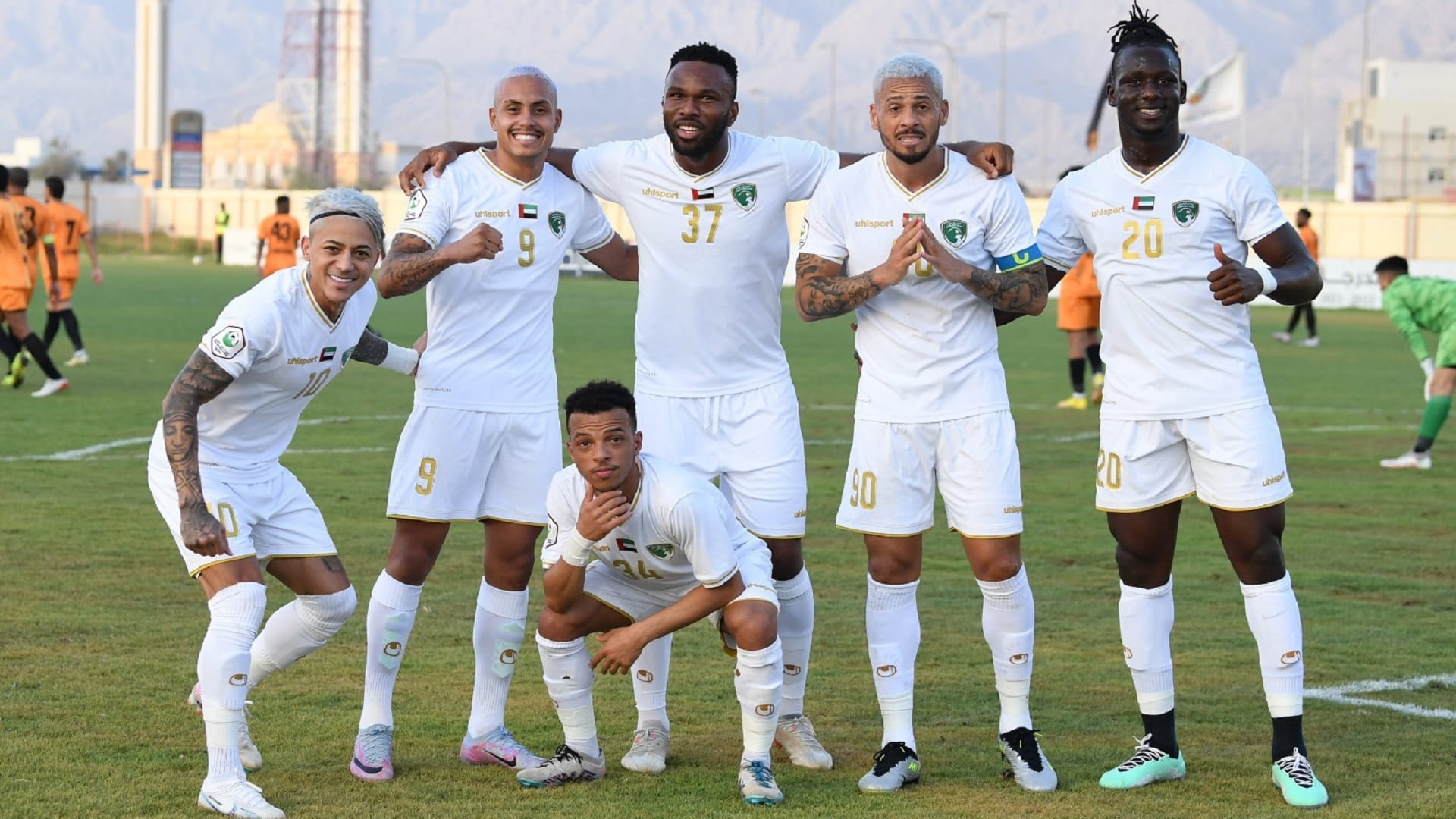 صورة بعنوان: فريق الإمارات يتأهل إلى دوري أدنوك للمحترفين 