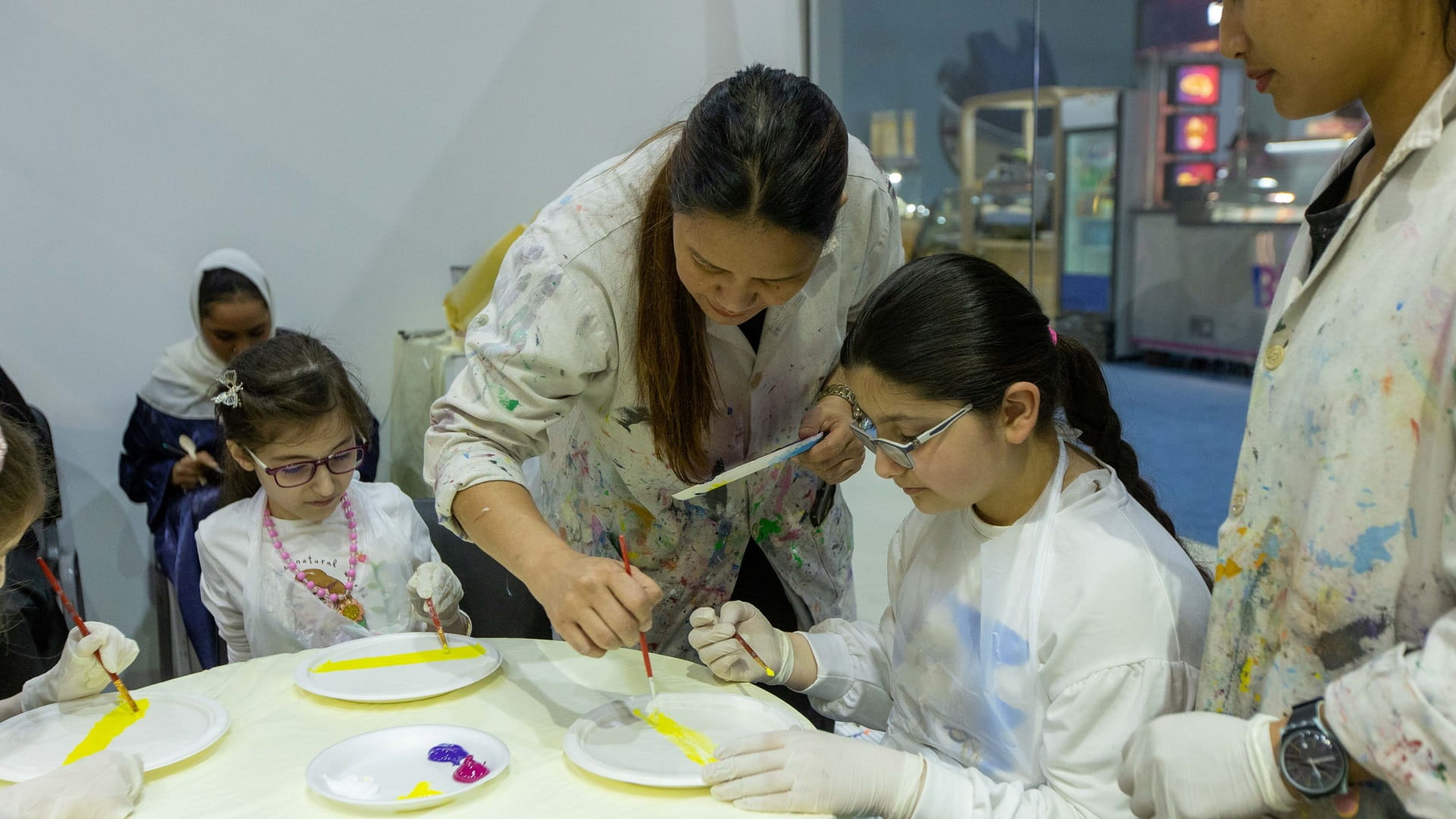 Image for the title: SCRF inspires young artists with workshop on 'fresco painting' 