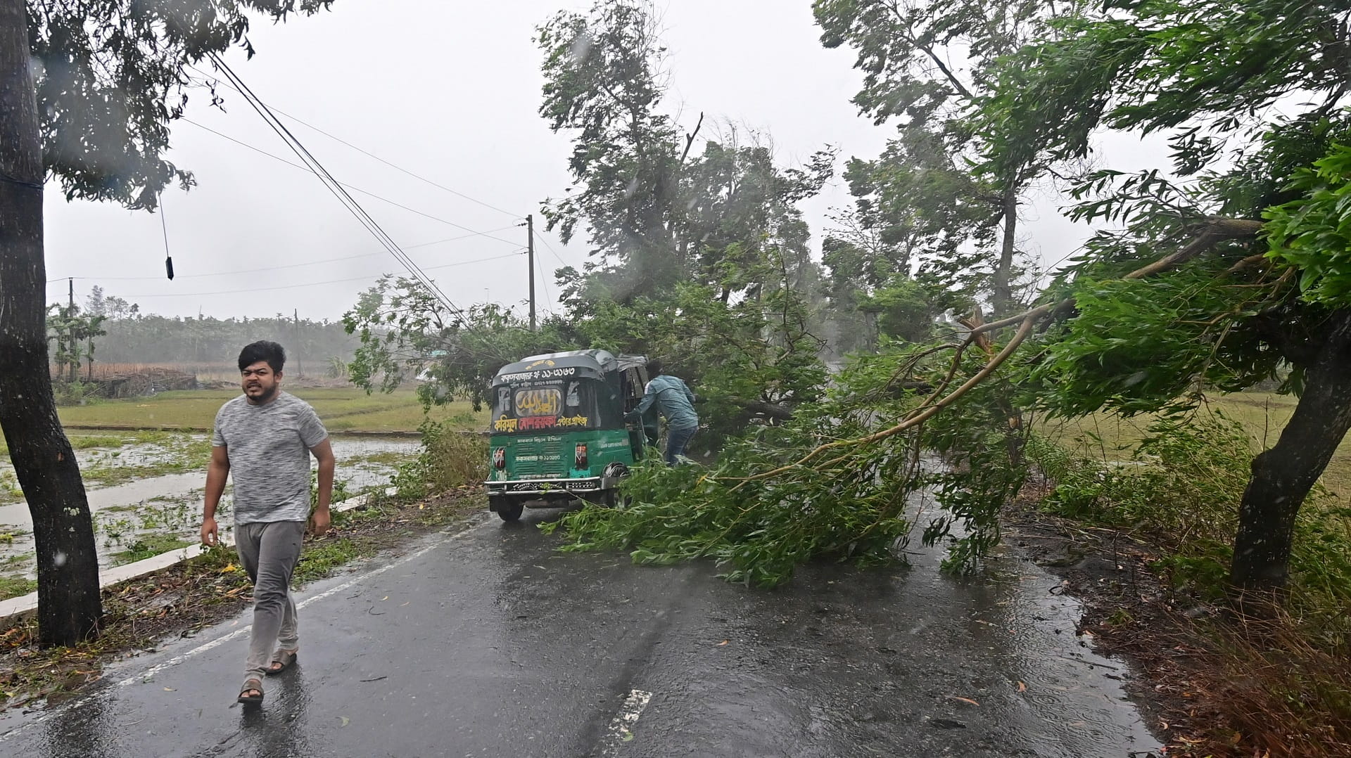 Image for the title: Category 5 Cyclone Mocha hits Myanmar, Bangladesh 