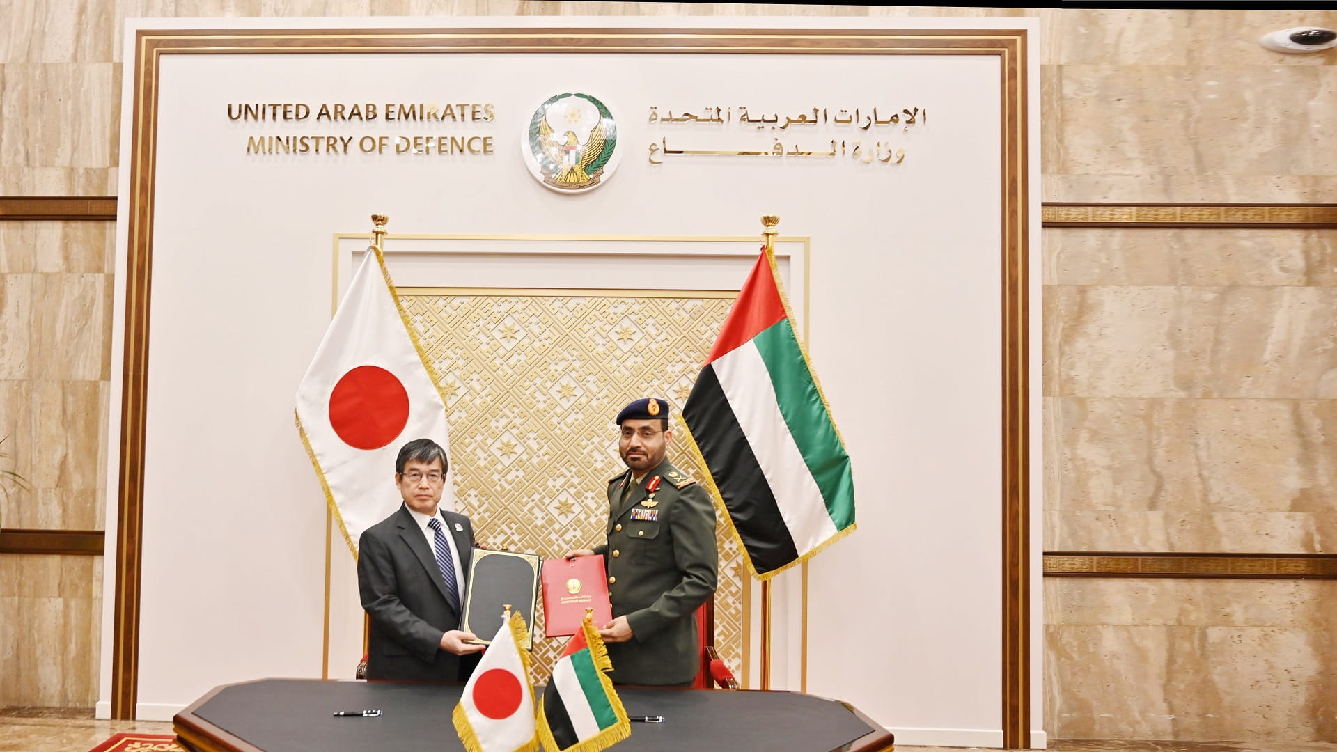 صورة بعنوان: حكومة الإمارات توقع اتفاقية تعاون مع نظيرتها اليابانية 