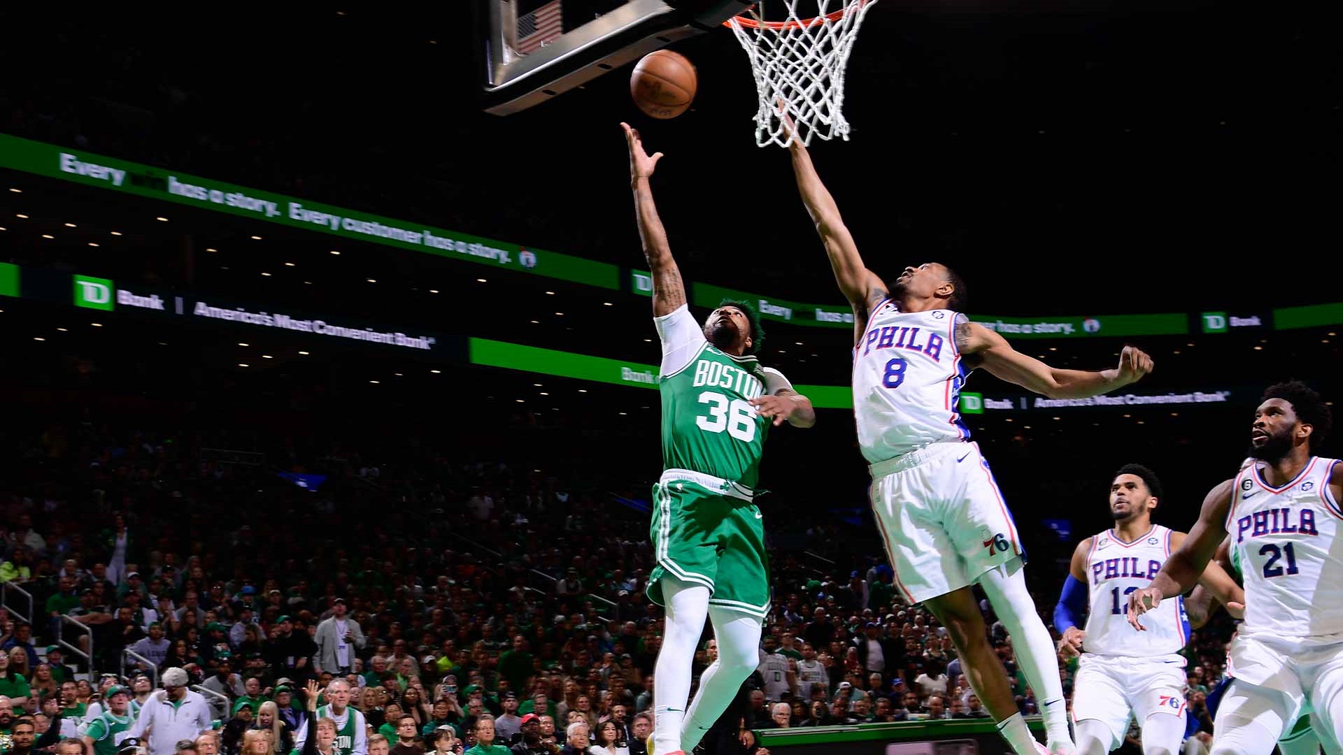 صورة بعنوان: بوسطن يتأهل لنهائي المنطقة الشرقية في السلة الأميركية 