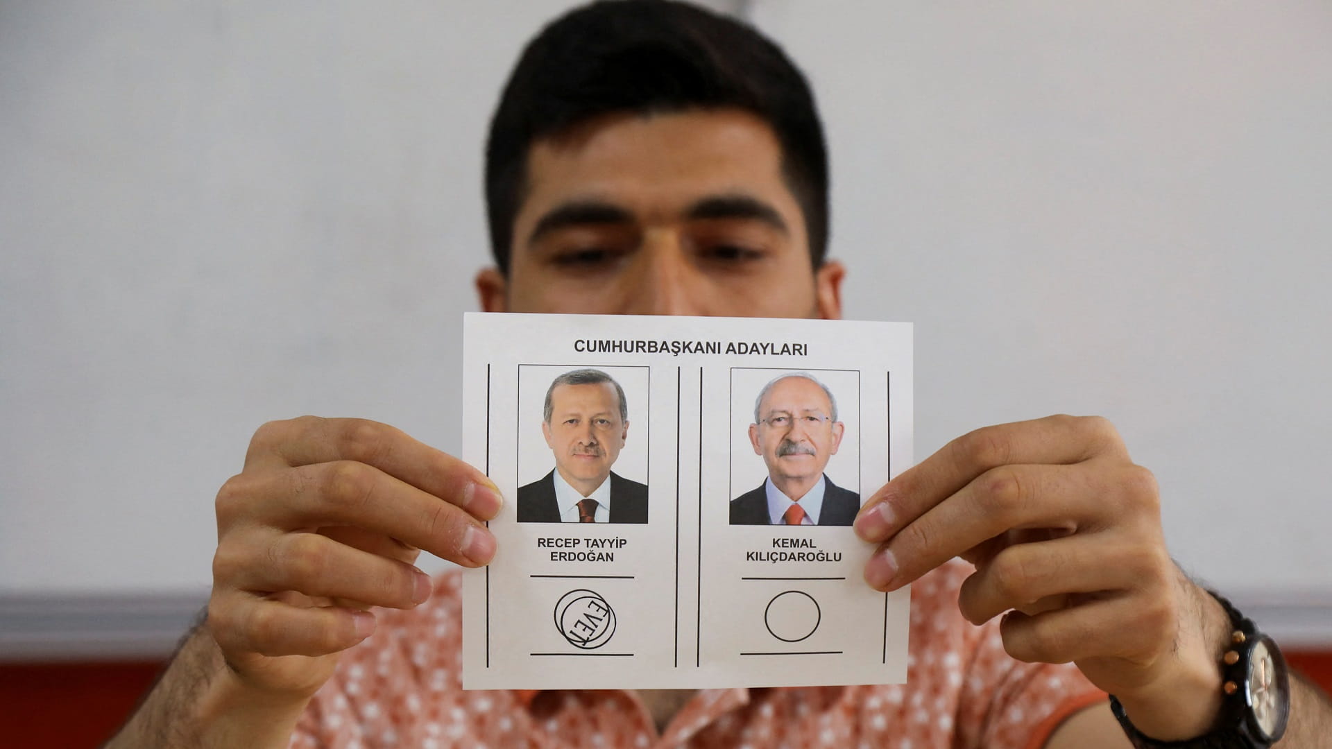 صورة بعنوان: مؤشرات قوية تظهر فوز أردوغان بانتخابات الرئاسة التركية 