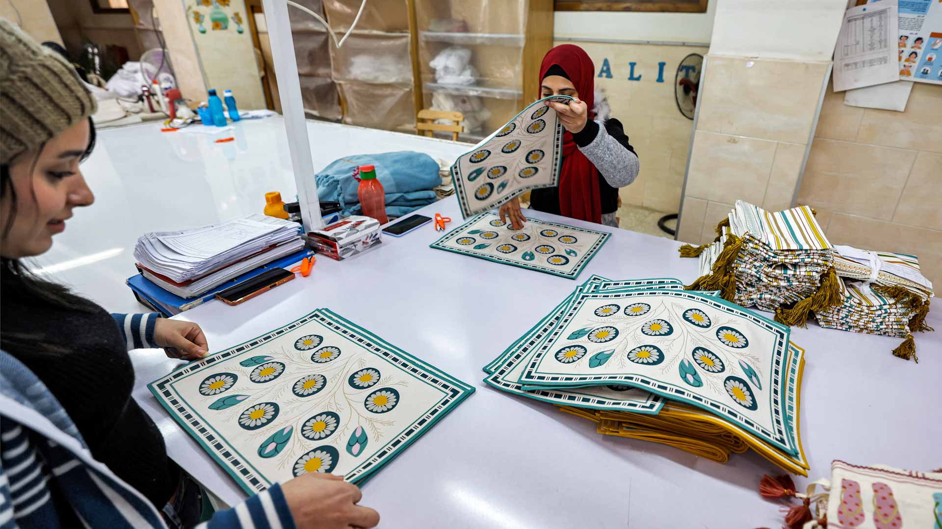 Image for the title: Egyptian artists pave way to international luxury markets 