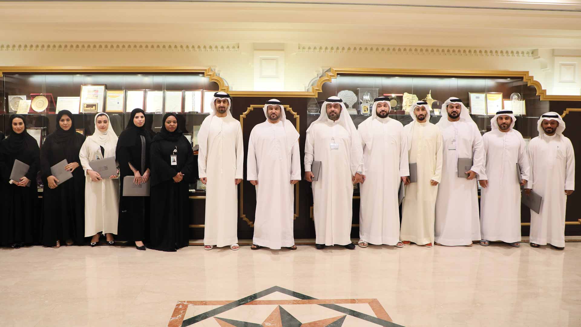 صورة بعنوان: "رُوّاد" تكرّم خريجي النسخة الأولى من برنامج "سفراء الريادة" 